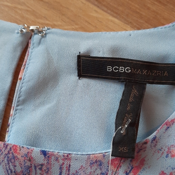 BCBG Blue Bell Windswept Dress - Picture 5 of 9